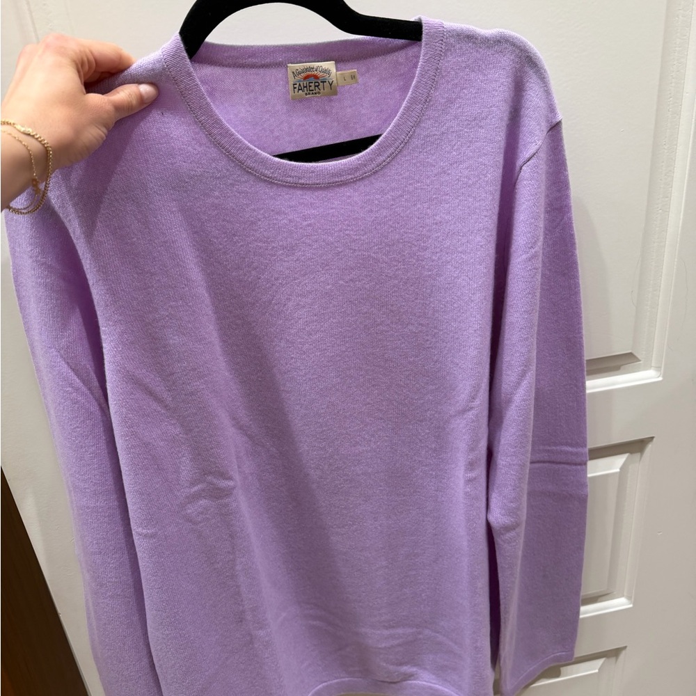 Faherty men’s cashmere purple sweater - Picture 7 of 7